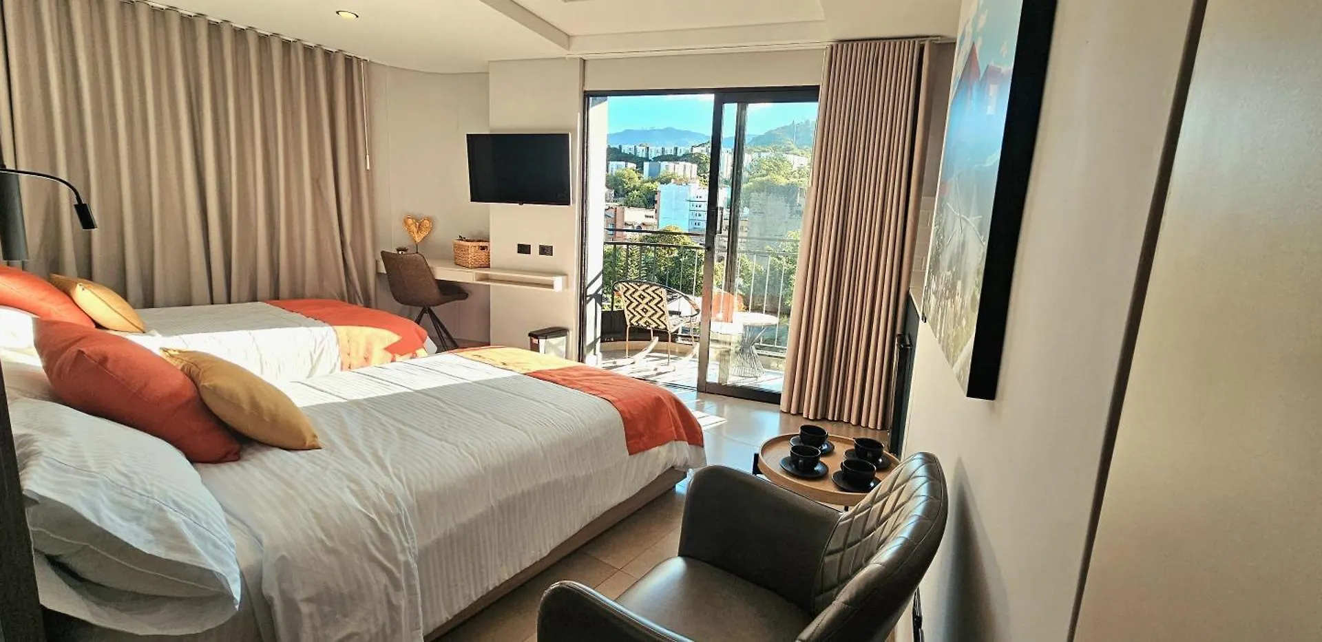 Hotel Living 35 Suites Piso 8 Vip ميديلين