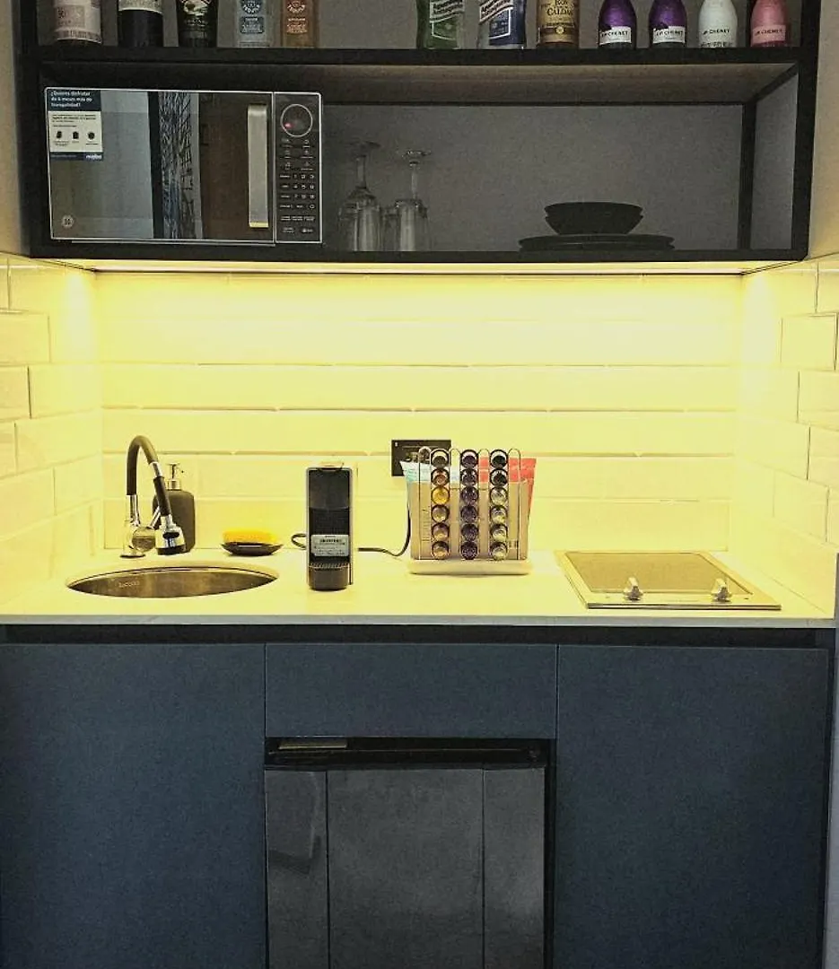 Hotel Living 35 Suites Piso 8 Vip ميديلين كولومبيا