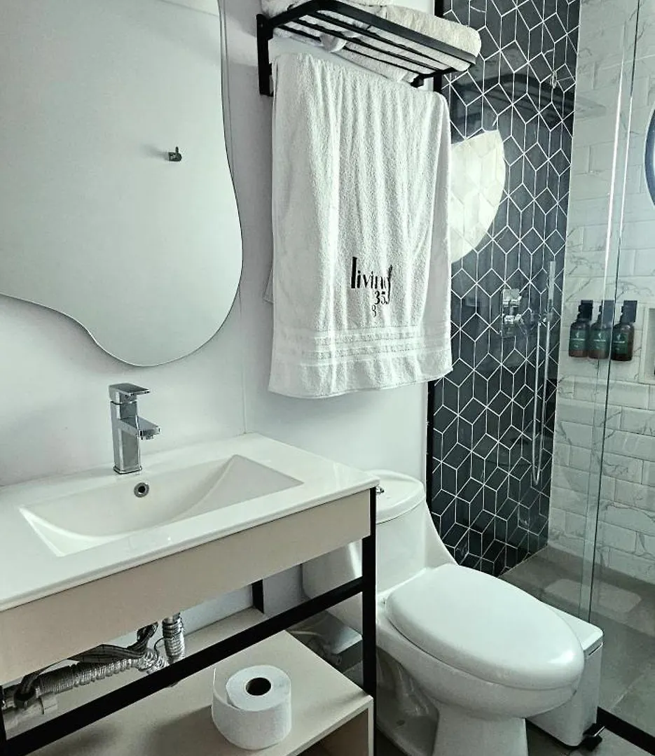 Hotel Living 35 Suites Piso 8 Vip ميديلين 0*,  كولومبيا